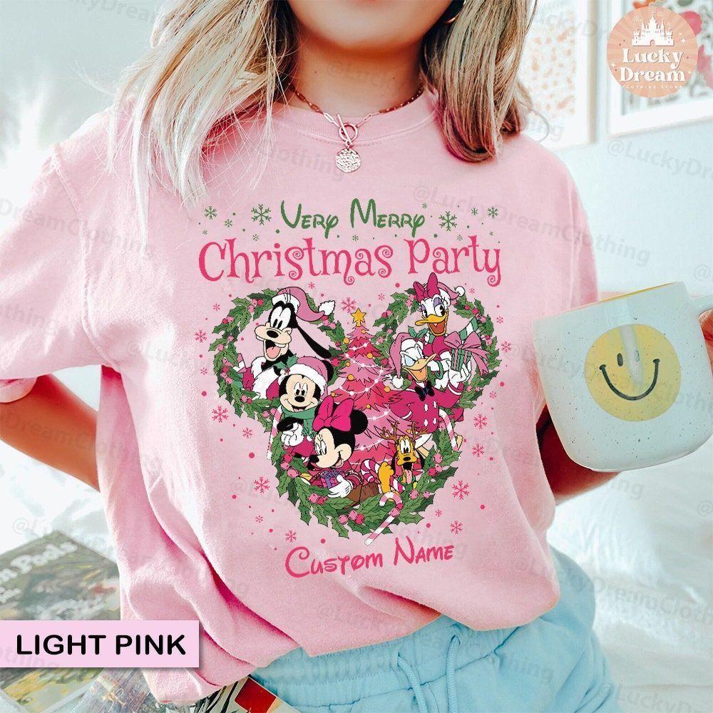 Mickey And Friends Pink Christmas Tree 2 Vuitino Shirt